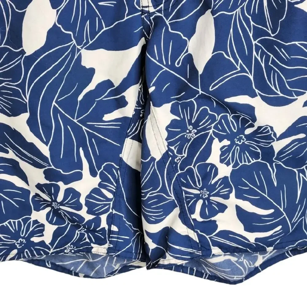 Patagonia Wavefarer Board Shorts Tropical Floral Men's Size 31 Blue Cream‎